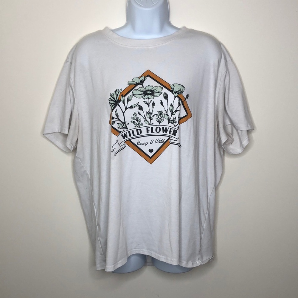 Women’s Shein Curve T-Shirt